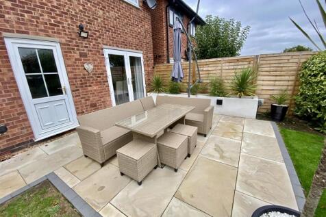 Bramleys Estate Agents - Fernhurst Road - Mirfield