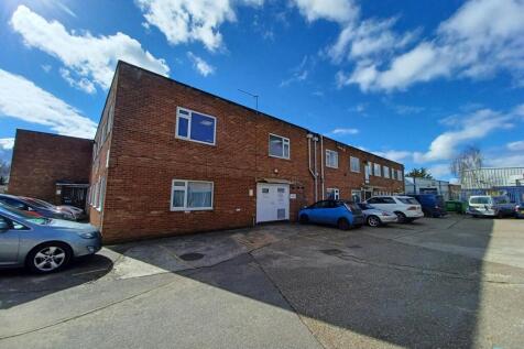PHOTO 1  6 Whittle Road Wimborne.jpeg
