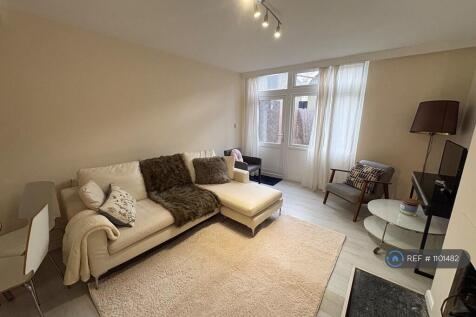Garden Access Open Plan Lounge &amp; Dining