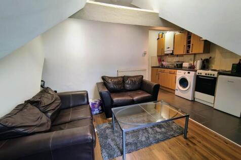 Living area (2)