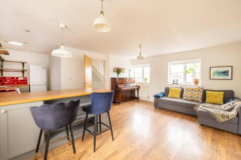 CHAR0430-HDR.jpg