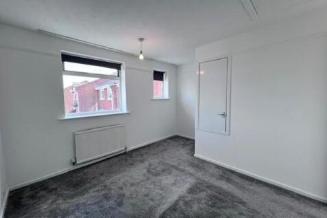 bedroom one.jpg