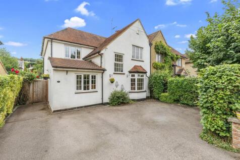 3 Manor Gardens, HP13 5HD-14.jpg