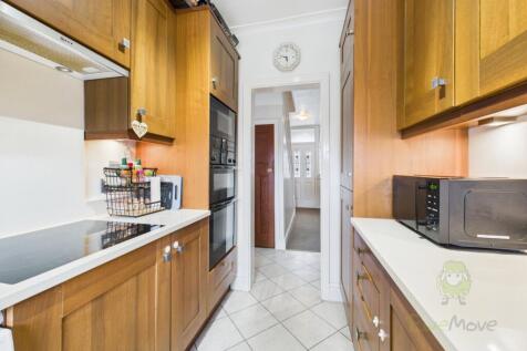 CAM05477G0-PR0018-STILL016