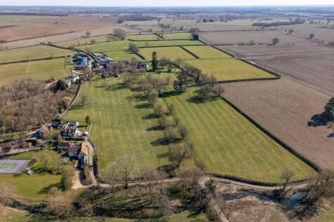 250318 - Arches Hall, Latchford - 08.jpg