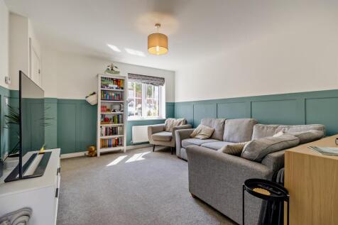 8700102-interior10-800.jpg