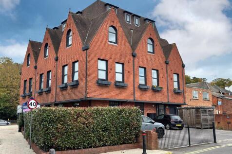 WhatsApp Image 2025-10-27 at 14.19.14_f7ac238e.jpg