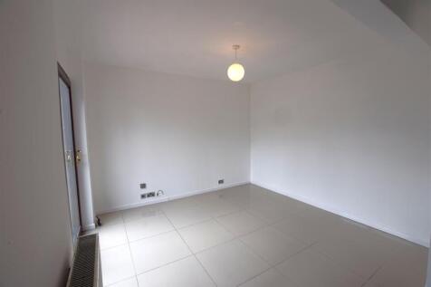 Grayswood Avenue, Coundon, Coventry photo 5