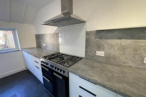 Bicester Road, Aylesbury photo 5