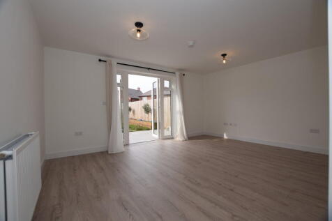 Tedder Grove , Nuneaton photo 5