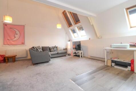 Open Plan Lounge/Kitchen