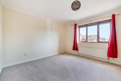 Sadlers Court, Winnersh, RG41 photo 4