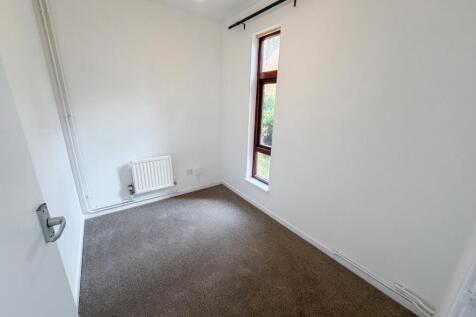 Cockerell Grove, Shenley Lodge, Milton Keynes, MK5 photo 3