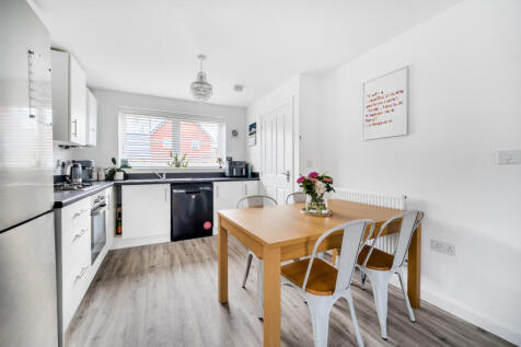 1410947-14-698c4a...