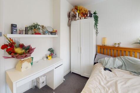6 Cromwell Street, Nottingham, NG7 4GL photo 4