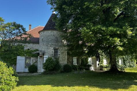Property Image 1