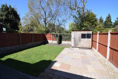 Garden to rear