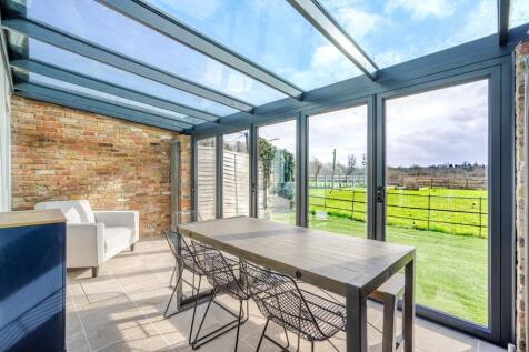 Conservatory/Dining