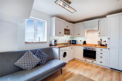 Reception/Kitchen