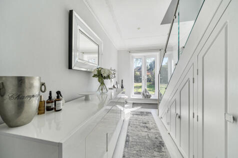 1362177-5-68e3eb3...