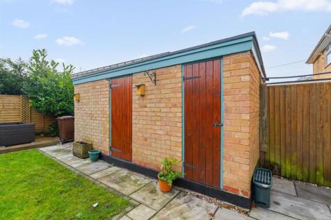 21, Ratcliffe Road, Solihull, B91 2JA DML1439_14.j