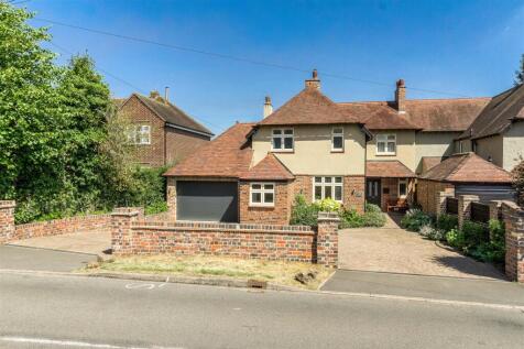 15 Upper Packington Road