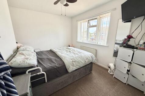 Rowan Drive, Heybridge, Essex photo 4