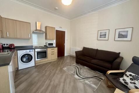Kitchen / Lounge
