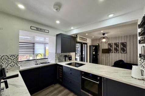 LIVING DINING KITCHEN