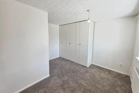 Eaglesthorpe, New England, Peterborough PE1 3RS photo 5