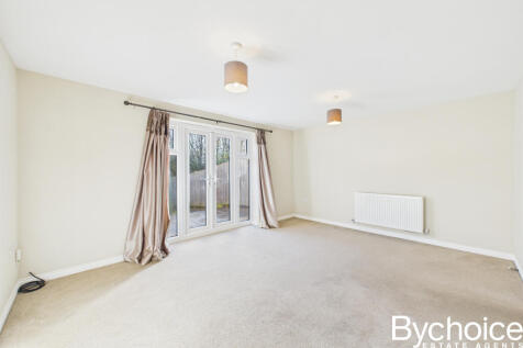 CAM05454G0-PR0079-STILL001