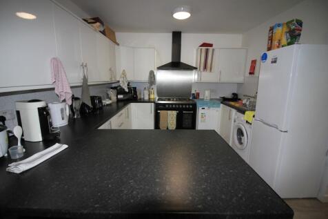 163 Charter Avenue, Coventry photo 2
