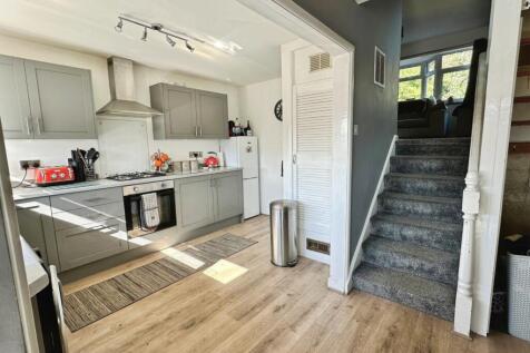 Kitchen/Hall