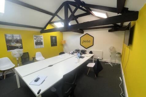 Office to rent Image 3