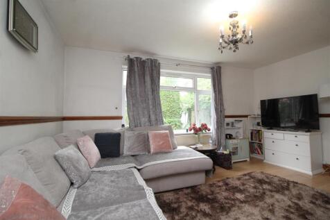 living room 1 .JPG