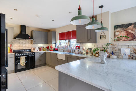 Kitchen/Diner/Family