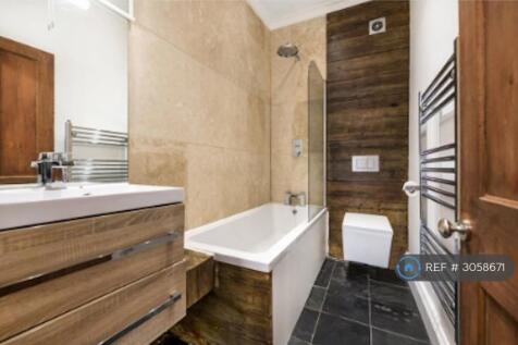 Bath, Shower, Loo