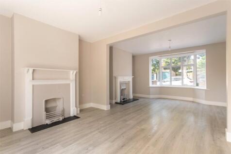 Maple Gardens, Hove, BN3 photo 3