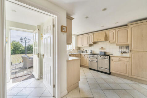 1336053-19-68935b...