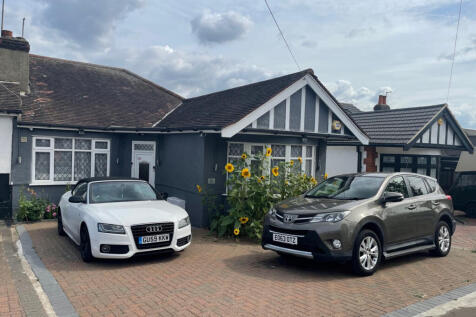 3 BEDROOM BUNGALOW