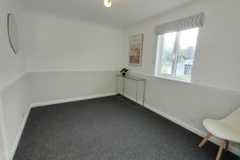 Selby Road, Uckfield, East Sussex, TN22 photo 3