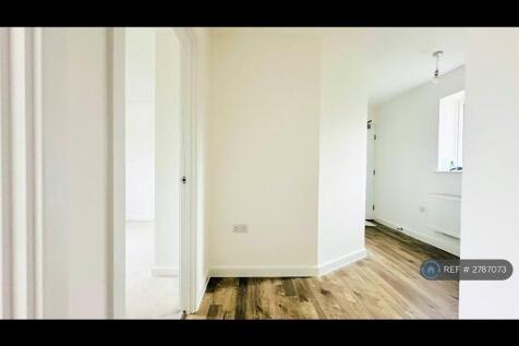 Quiller Avenue, RG2 photo 5