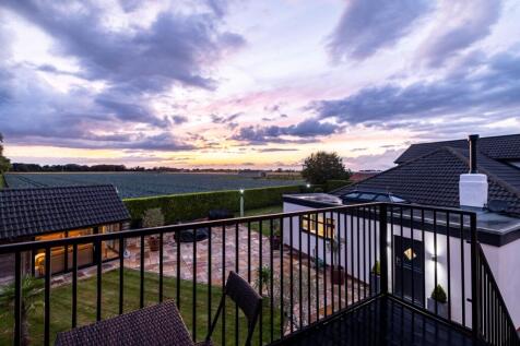 Rose Lodge (Fishtoft) Twilight-6