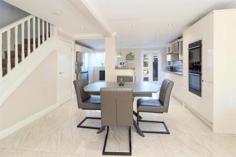 Kitchen / Dining / Snug Area