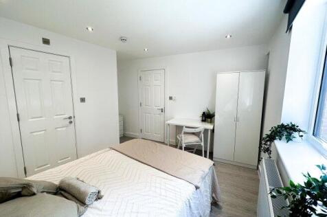 baskerville-gardens-nw10-1pf-1051416