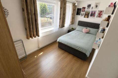 Dunton Road photo 3