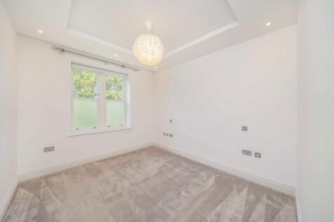 Atkinson Close, West Wimbledon photo 4