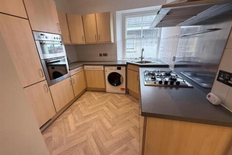 kitchen 2.jpg