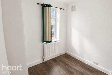 Botwell Crescent, HAYES photo 5