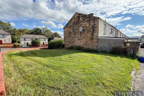 Plot of Land to the side of the property